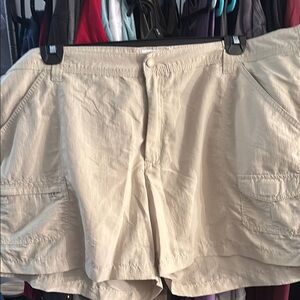 Cream Athletic Shorts with Lightweight Fabric and Mid-Length Design